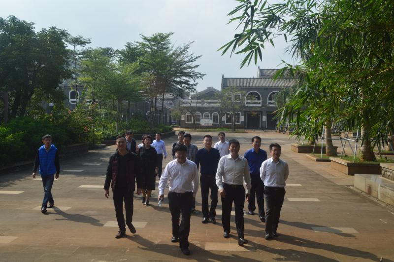 江蘇省東?？h考察團蒞臨演豐新型城鎮(zhèn)化示范鎮(zhèn)參觀考察